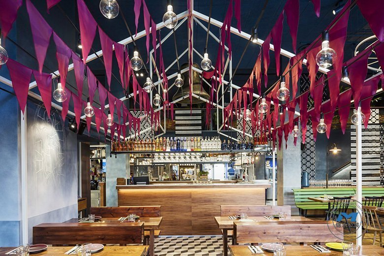 酒店餐廳裝修設(shè)計吧臺效果圖